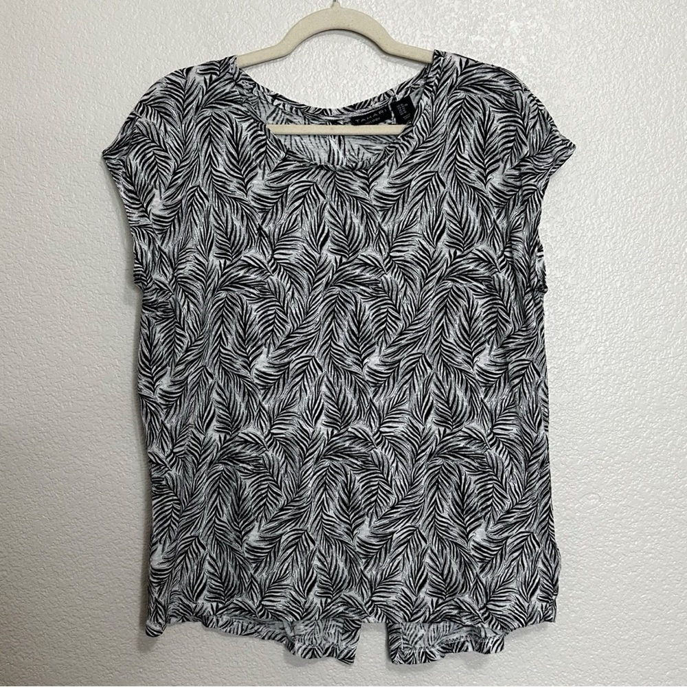 Tahari 100% Linen Black White Leaf Button-Back Lagenlook T-Shirt Top, Size XL